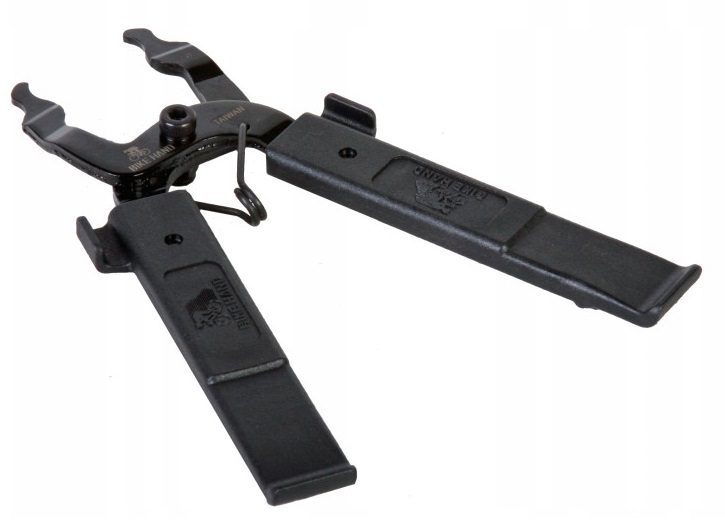 Купить Съемник BIKE HAND YC-335ST для снятия/установки замка цепи 